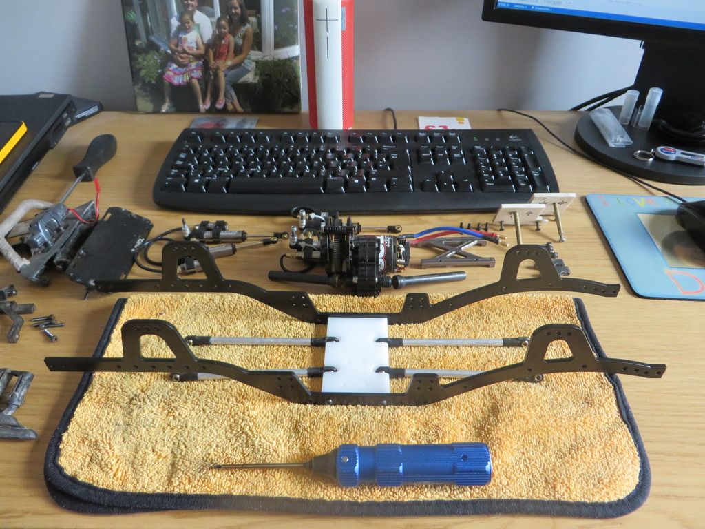 GSpeed Chassis Build Cloncho's Next Evolution RCCrawler